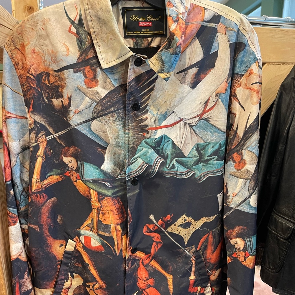 This is new Supreme X Undercover Jacket
Last one
Rare size
Don’t be shy